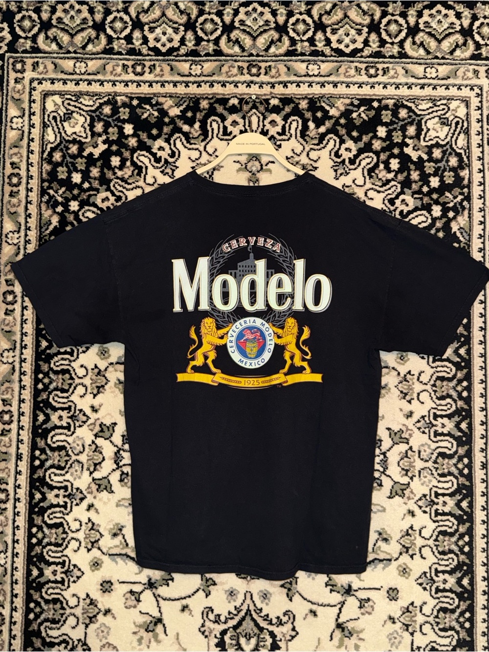 Modelo Cerveza t shirt